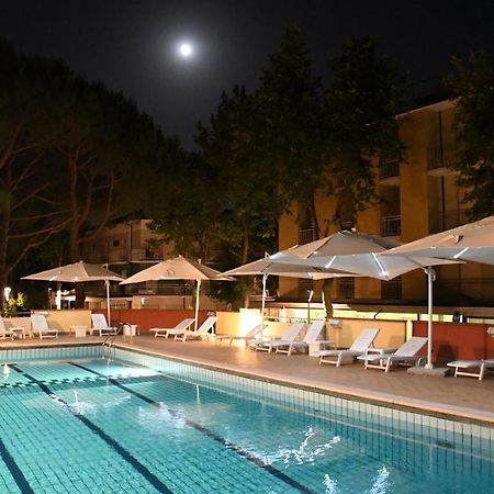 Elisabetta Hotel Cesena Bagian luar foto