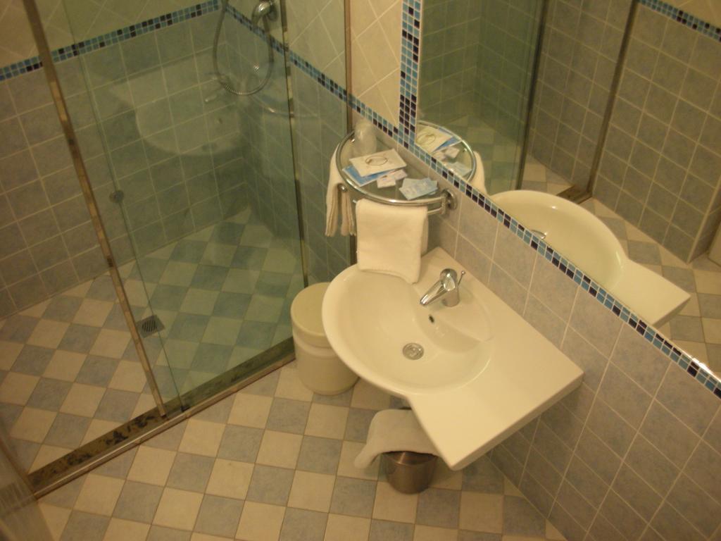 Elisabetta Hotel Cesena Ruang foto