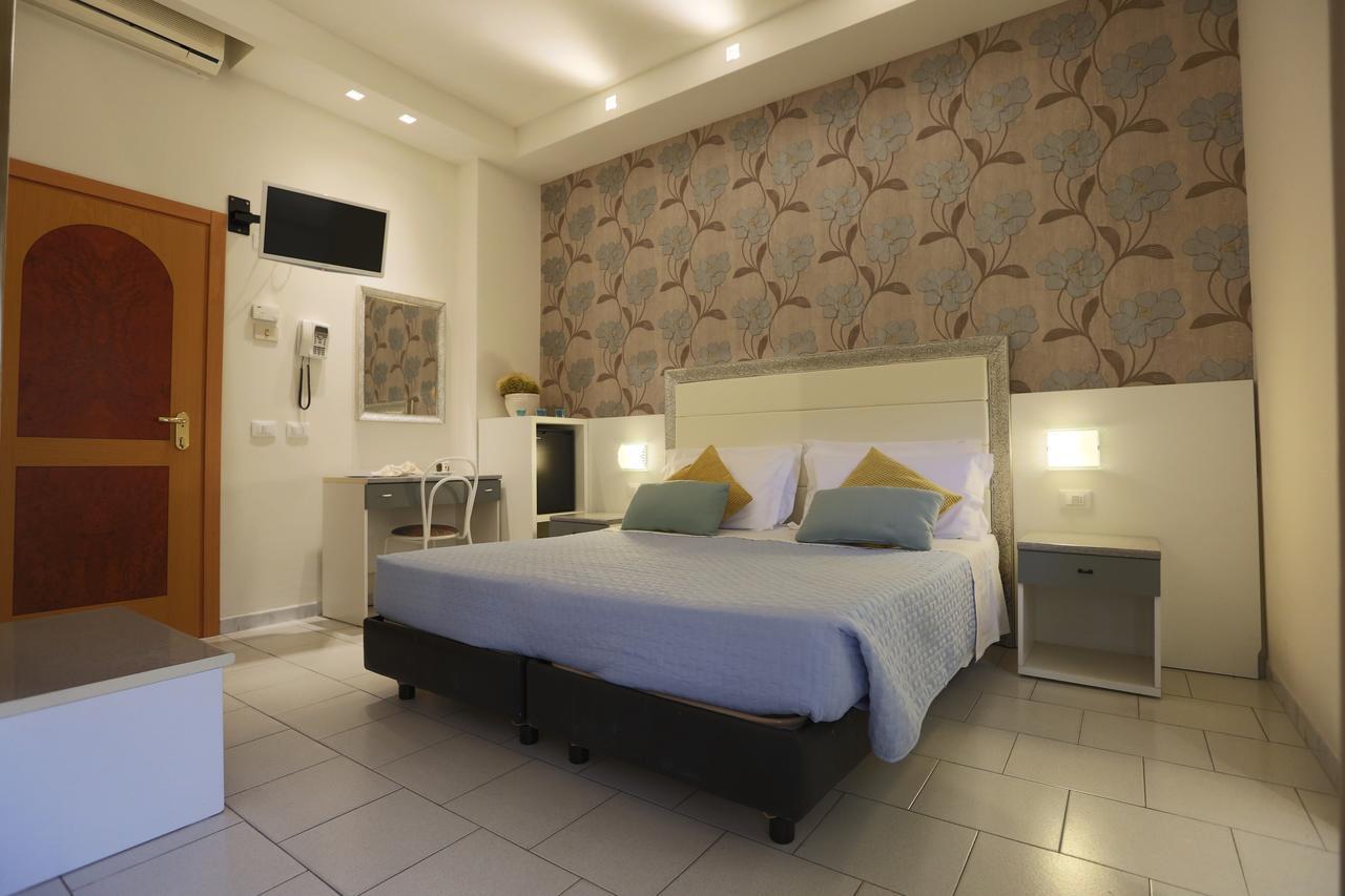 Elisabetta Hotel Cesena Bagian luar foto