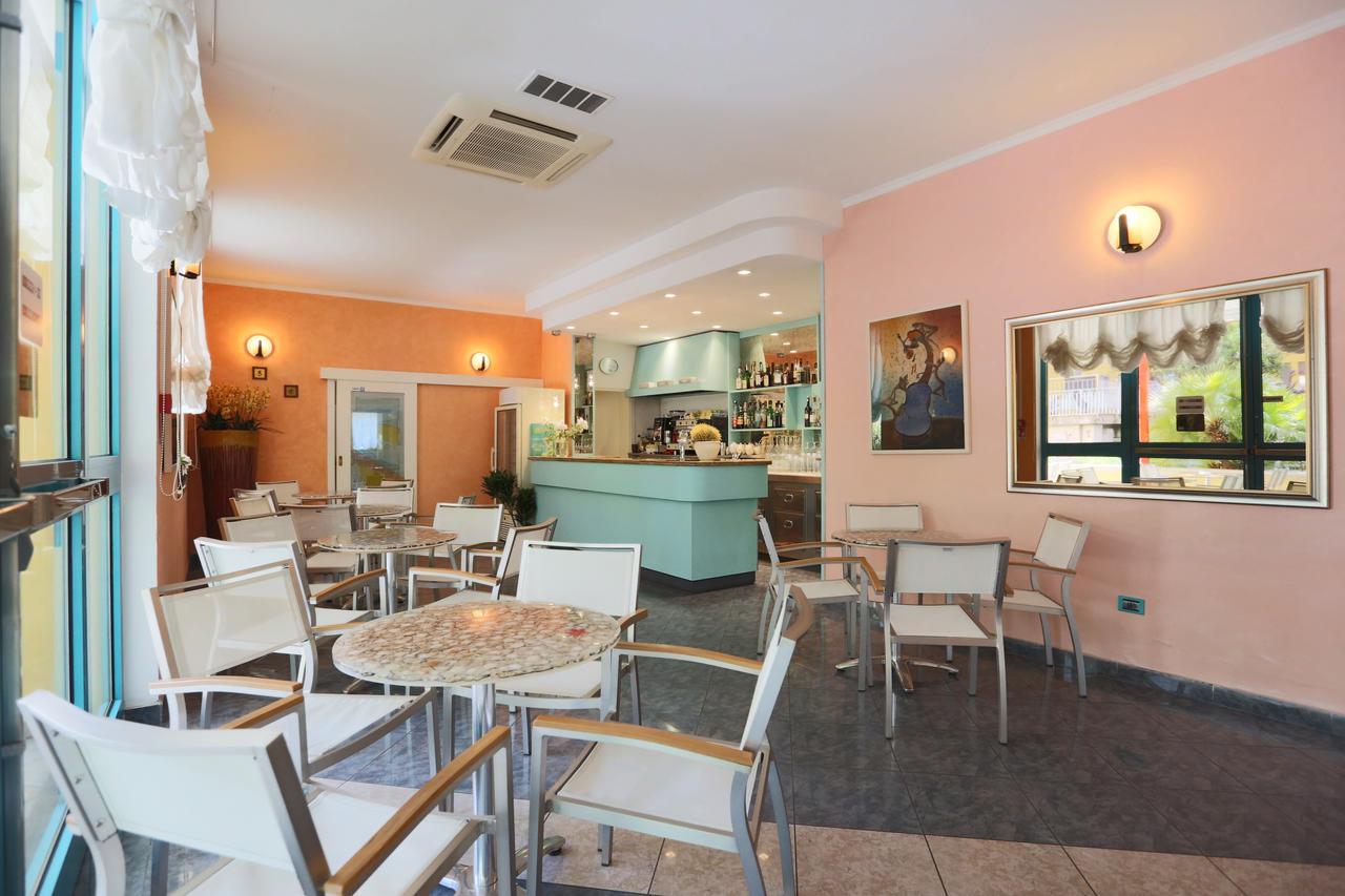 Elisabetta Hotel Cesena Bagian luar foto